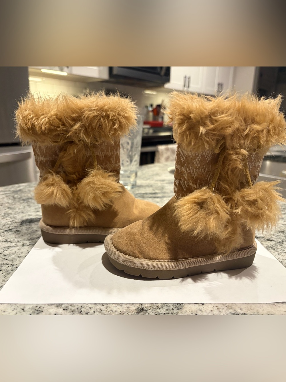 Toddler Girl Michael Kors Tan Faux-Fur Pom size 7T boots
